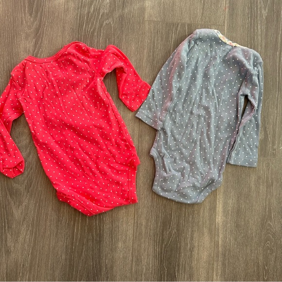 Carter’s 12M onesies (2) - Picture 2 of 6